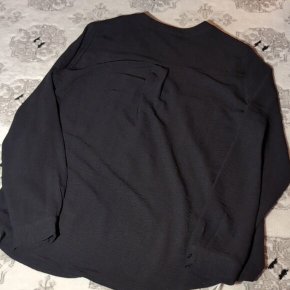 L -Dalia V-Neck Blouse Dress Shirt - Picture 4 of 5